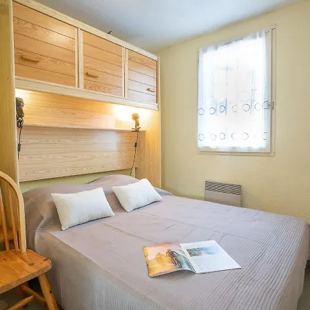 Apartment Les Mas De La Mer-1 By Interhome *